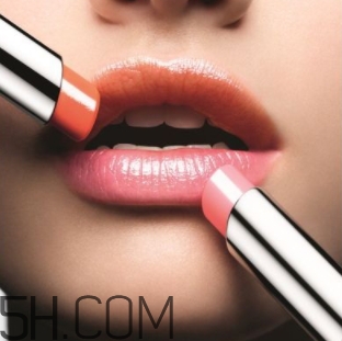 迪奧霧面變色唇膏色號 迪奧霧面變色唇膏好用嗎？