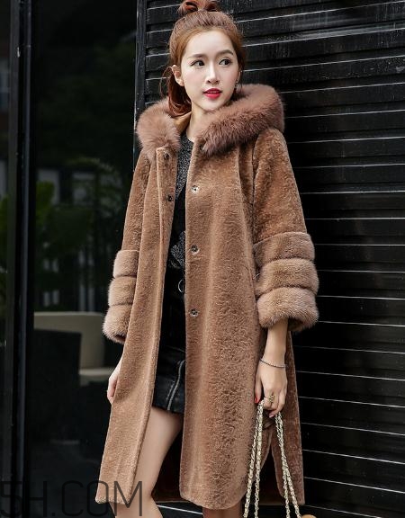 皮草有浮毛怎么辦？皮草浮毛怎么處理？