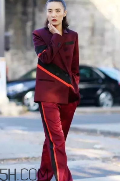 勃艮第紅怎么搭配？勃艮第色搭配什么顏色好看？