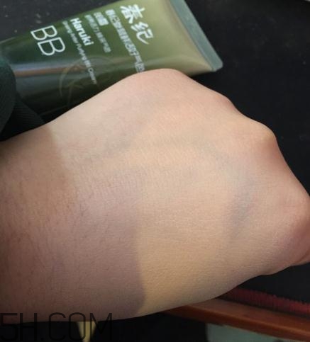 春紀(jì)bb霜好用嗎？春紀(jì)bb霜評測