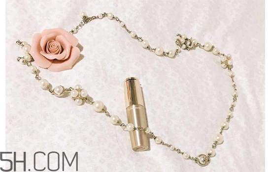 雪花秀唇膏好用嗎？適合口紅打底的潤唇膏