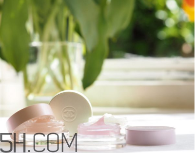 香奈兒固體香膏有哪幾種 多少錢 香奈兒固體香膏有哪幾種 多少錢