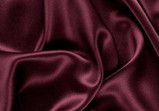 勃艮第紅怎么搭配？勃艮第色搭配什么顏色好看？