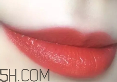 橘紅色口紅是什么顏色？橘紅色口紅試色效果圖