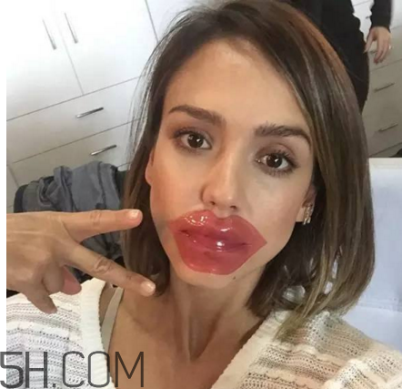 經(jīng)常用唇膜對(duì)唇好嗎？唇膜為什么不能當(dāng)唇膏用？