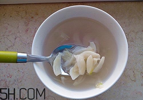 大蒜泡冰糖怎么做？大蒜泡冰糖真的能治腎虛嗎？