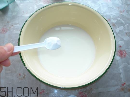 牛奶護(hù)膚有什么竅門？牛奶護(hù)膚的竅門有哪些？