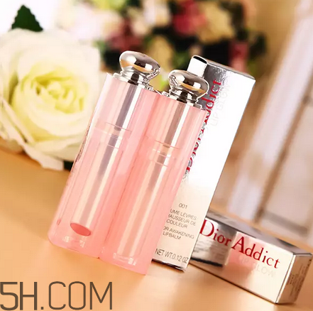 涂口紅前用bb打底可以嗎？最近比較火的口紅品牌有哪些？