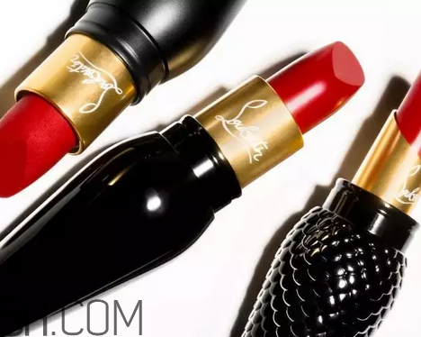 涂口紅前用bb打底可以嗎？最近比較火的口紅品牌有哪些？