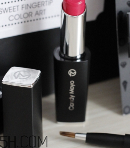 candy moyo口紅好用嗎？candy moyo膜玉口紅評(píng)測(cè)