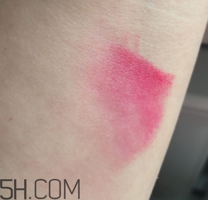 candy moyo口紅好用嗎？candy moyo膜玉口紅評(píng)測(cè)