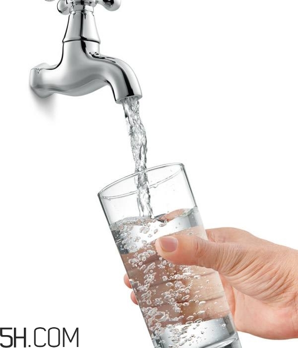 喝水有哪些禁忌？哪些水是不能喝的？