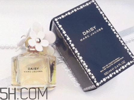 香水edt和edp什么意思 香水等級(jí)分類說(shuō)明 香水edt和edp什么意思 香水等級(jí)分類說(shuō)明