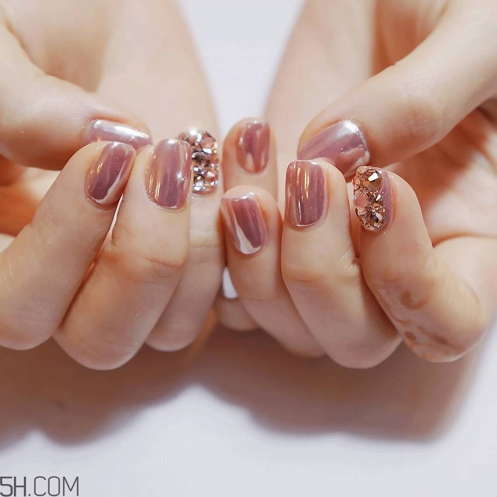 指甲油品牌推薦 ins風美甲新款式 指甲油品牌推薦 ins風美甲新款式