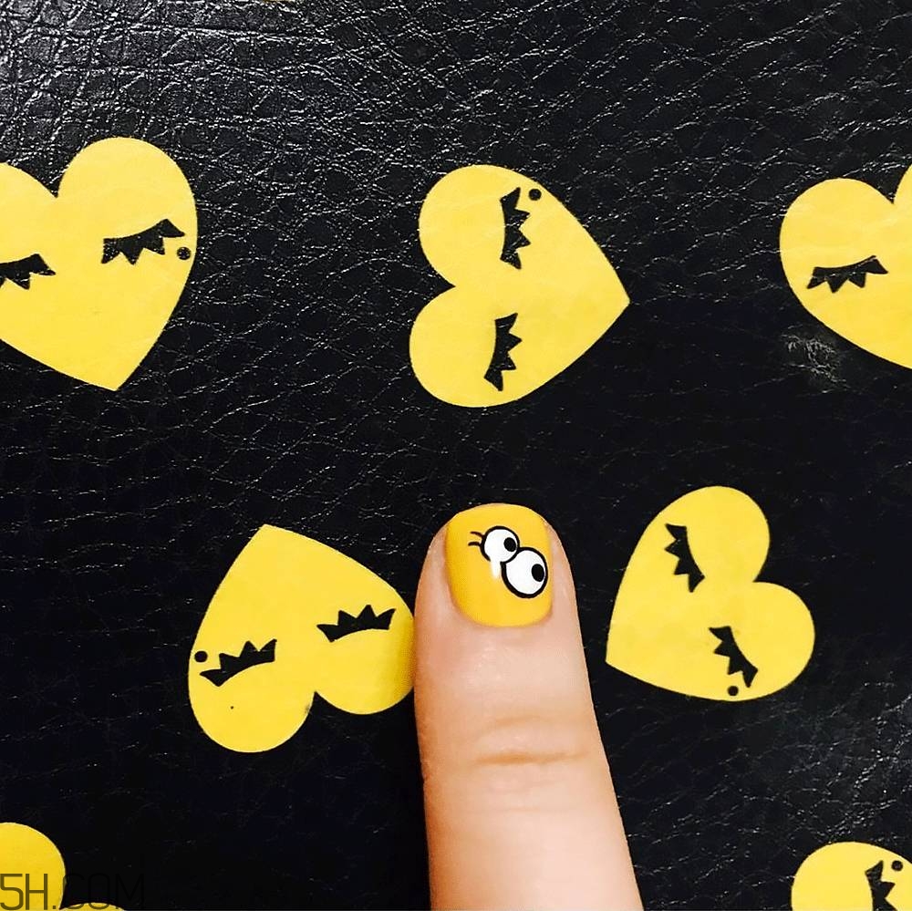 指甲油品牌推薦 ins風美甲新款式 指甲油品牌推薦 ins風美甲新款式