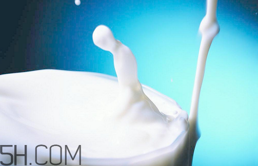 牛奶過期了可以洗臉嗎？洗臉可以用過期的牛奶嗎？