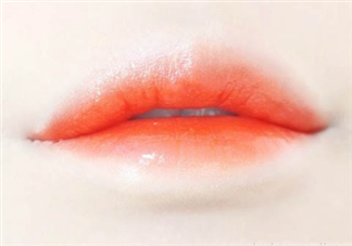 什么是咬唇妝？咬唇妝要用什么化妝品？