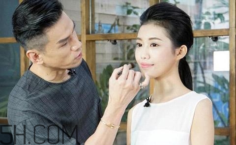 反咬唇妝是什么樣的？染唇妝和咬唇妝的區(qū)別