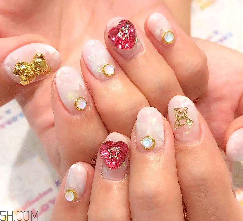 指甲油品牌推薦 ins風美甲新款式 指甲油品牌推薦 ins風美甲新款式