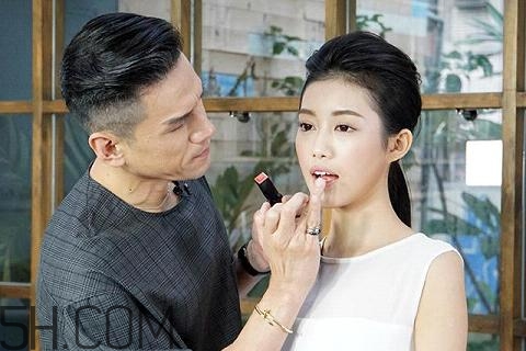 反咬唇妝是什么樣的？染唇妝和咬唇妝的區(qū)別