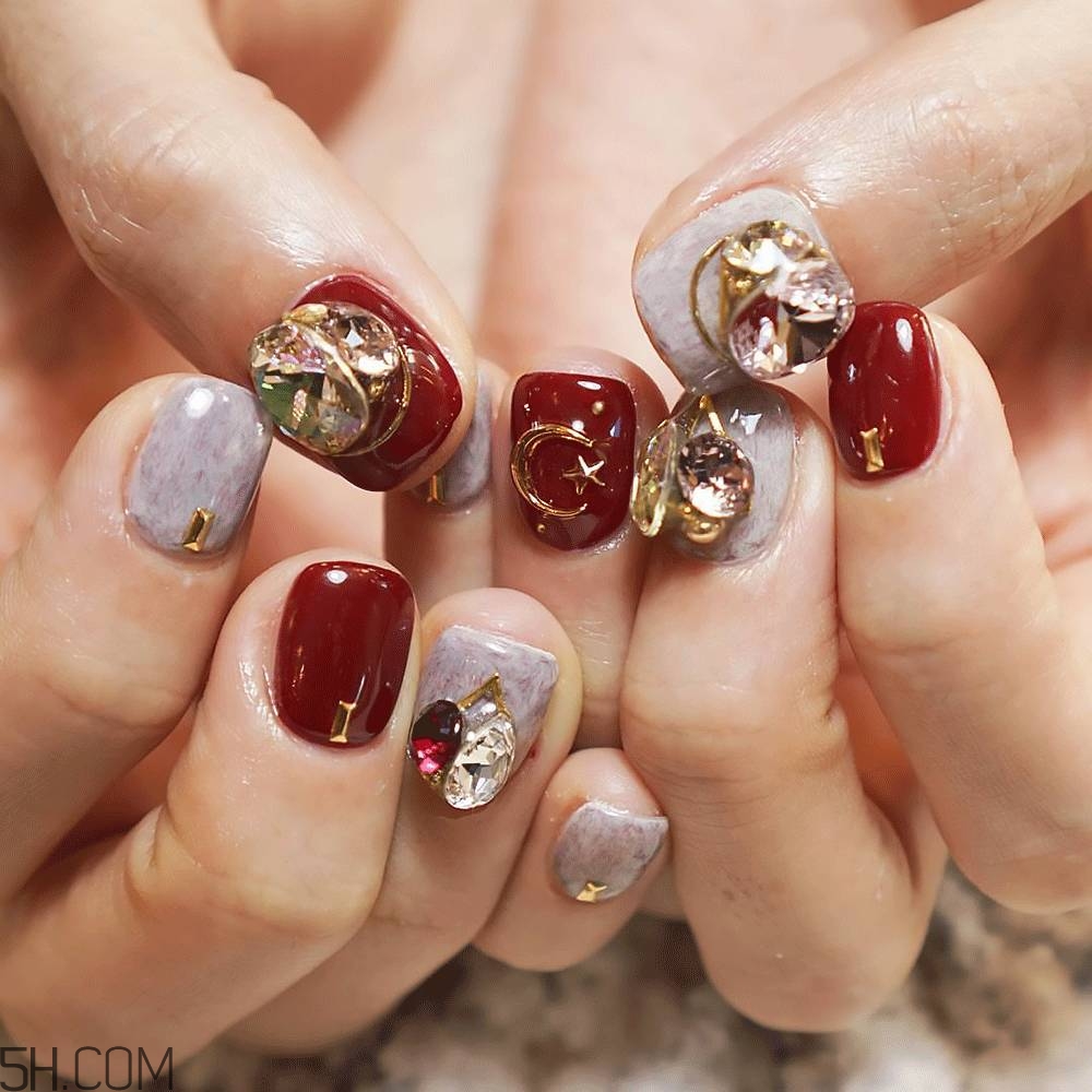 指甲油品牌推薦 ins風美甲新款式 指甲油品牌推薦 ins風美甲新款式