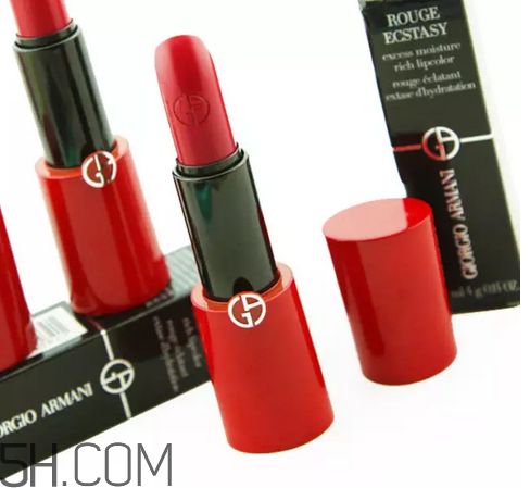 涂口紅前用bb打底可以嗎？最近比較火的口紅品牌有哪些？