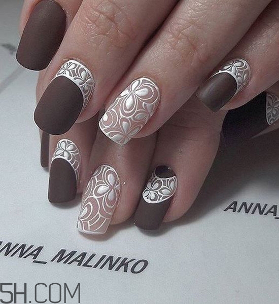 春天什么樣的美甲好看？美甲蕾絲款式圖片大全