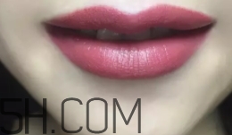 mac brick o la老氣嗎？mac brick o la適合黃皮嗎？