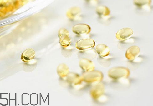 維生素e是魚(yú)肝油嗎？維生素e是雌激素嗎？