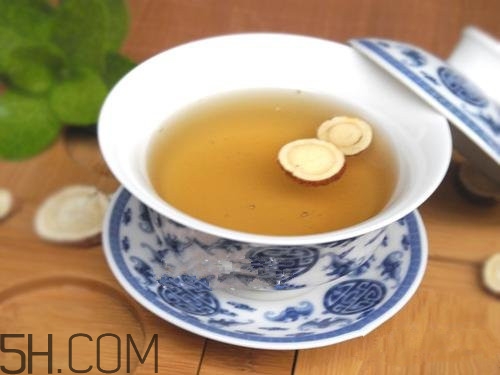 淋雨后會(huì)頭疼嗎？淋雨后頭疼怎么辦呢？