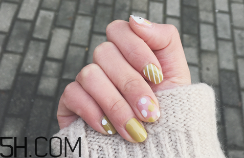 什么牌子指甲油好用？2018清新美甲圖片最新款