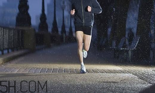 夜跑后可以吃水果嗎？夜跑后可以吃什么水果？