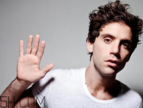 淋雨后會(huì)頭疼嗎？淋雨后頭疼怎么辦呢？