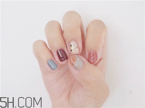 什么是日式美甲？適合秋季的清新美甲圖片