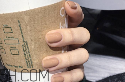 經(jīng)常做美甲好不好？淺色美甲款式推薦