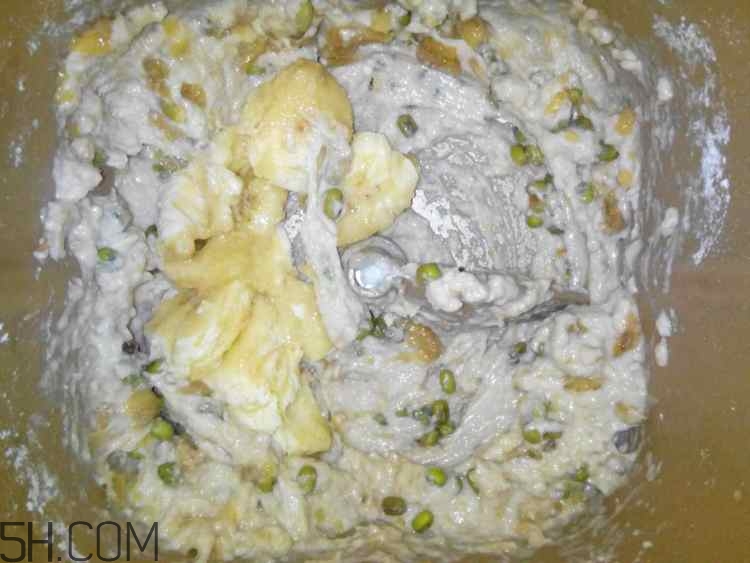 綠豆糕和香蕉能一起吃嗎？吃了綠豆糕還能吃香蕉嗎？