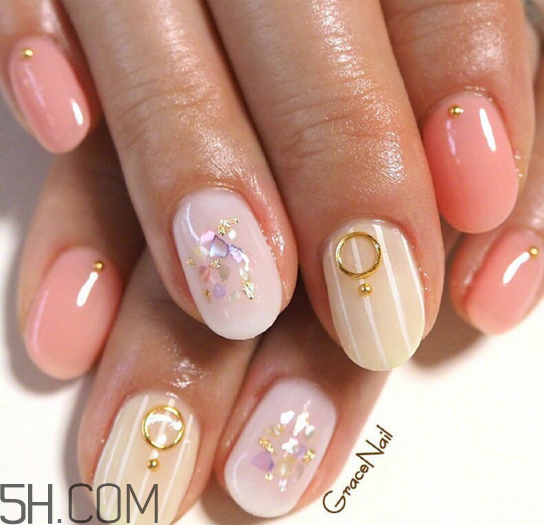 美甲什么顏色顯手白？日式美甲和普通美甲的區(qū)別