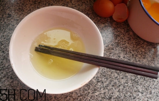 冬天跑步喉嚨不舒服怎么辦？如何消除冬天跑步喉嚨不適感？