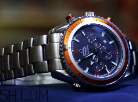 防水手表防熱水嗎？防水手表進(jìn)水了怎么辦？