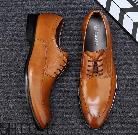 棕色皮鞋褪色怎么修復(fù)？棕色皮鞋掉色怎么補色？