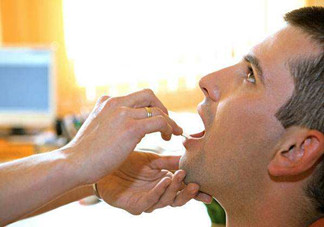 艾灸對慢性咽炎有用嗎？慢性咽炎可以通過艾灸來治療嗎？