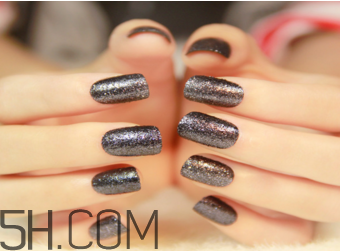 貼片美甲能維持多久？可愛(ài)型美甲推薦