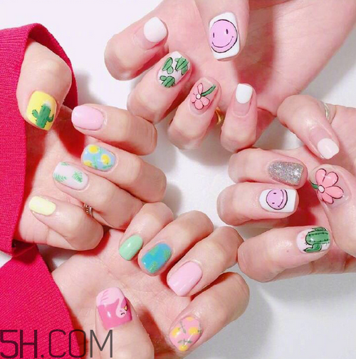 貼片美甲能維持多久？可愛(ài)型美甲推薦