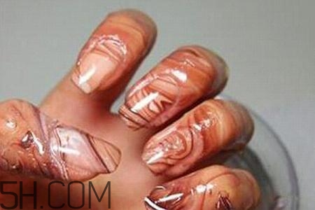 水染美甲用的什么指甲油？2018秋冬美甲最新款圖片