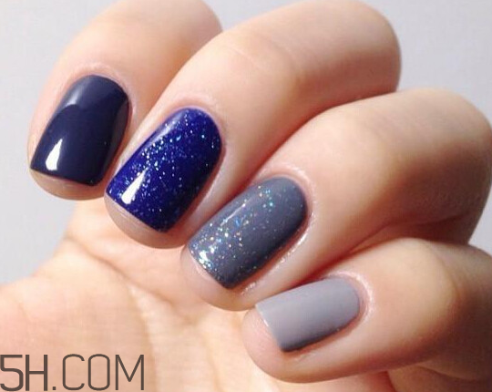 冬天美甲適合什么顏色？純色美甲跳色款式搭配圖