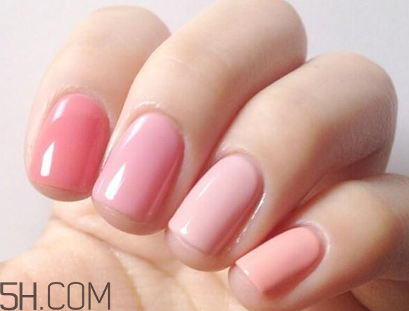 冬天美甲適合什么顏色？純色美甲跳色款式搭配圖