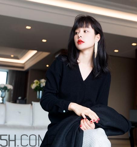 羊毛衫掉毛正常嗎？羊毛衫掉毛很?chē)?yán)重怎么辦？