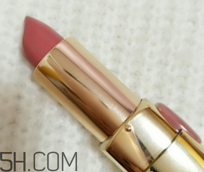 歐萊雅紛澤唇膏bp301是什么顏色？歐萊雅唇膏bp301試色