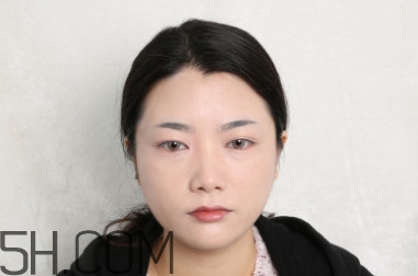 底妝怎么畫(huà)顯得干凈無(wú)暇 底妝怎么畫(huà)顯得干凈無(wú)暇