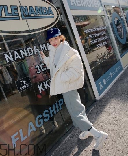 棉服搭配長裙好看嗎？棉襖搭配長裙圖片